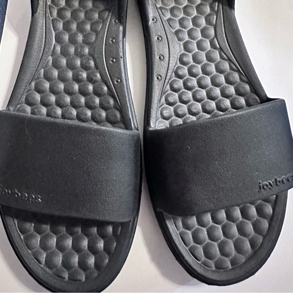 Joybees Friday Flat Worn once